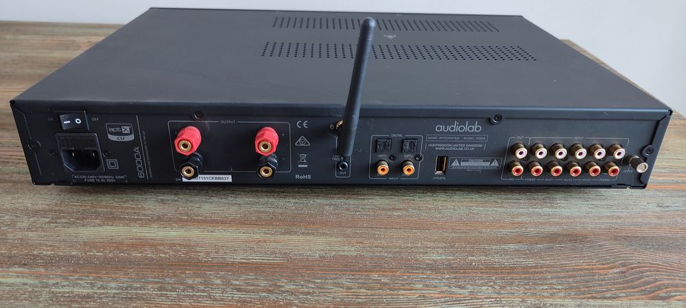 Audiolab 6000A-amp, dac, phono, bluetooth