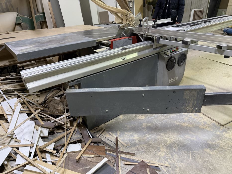 Станок распиловочный для ЛДСП, МДФ