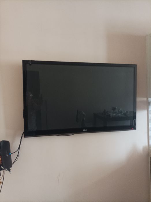 Телевизор LG куплена в Корее, производства Корея без никаких дефектов