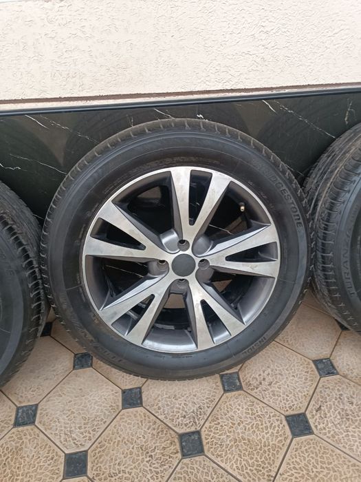 Kaptiva Diska Balon Cobaltga 225 55 R17 Holati yaxshi Ayibi Yoq