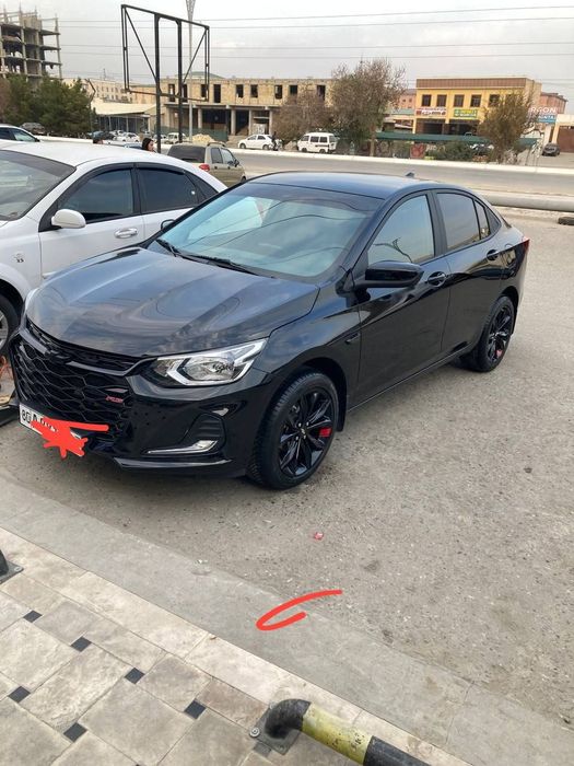 Onix turbo  sotiladi