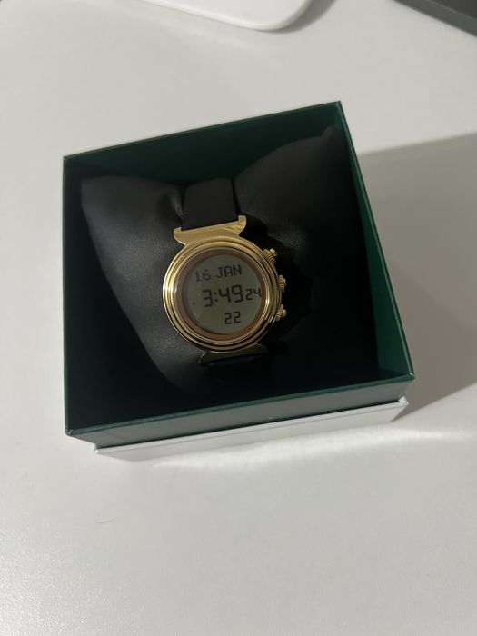 Продам чассы Alfajr оригинал,новый