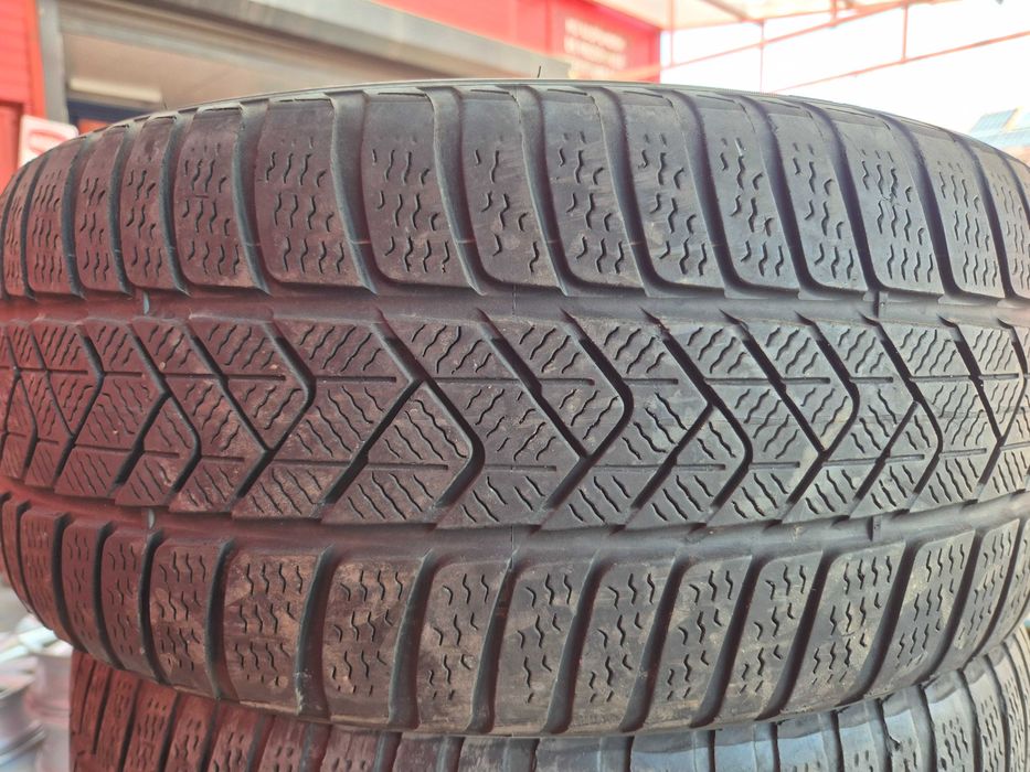 4 Anvelope M+S IARNA - 225/50/17 - PIRELLI - Stare FOARTE BUNA - DOT 2022 - SUPER PRET !!!