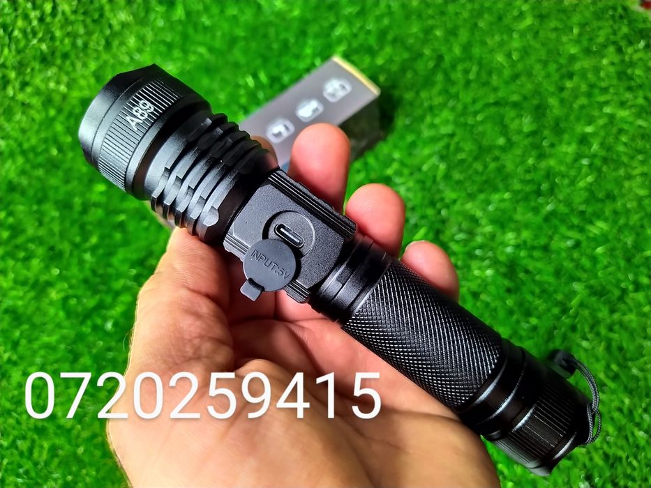 Lanterna profesionala Laser LED, A89 Model Nou, Distanta 1000m, Afisaj