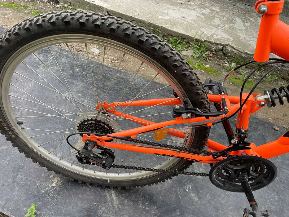 Bicicletă mountain bike Kreativ, full suspension, stare foarte bună