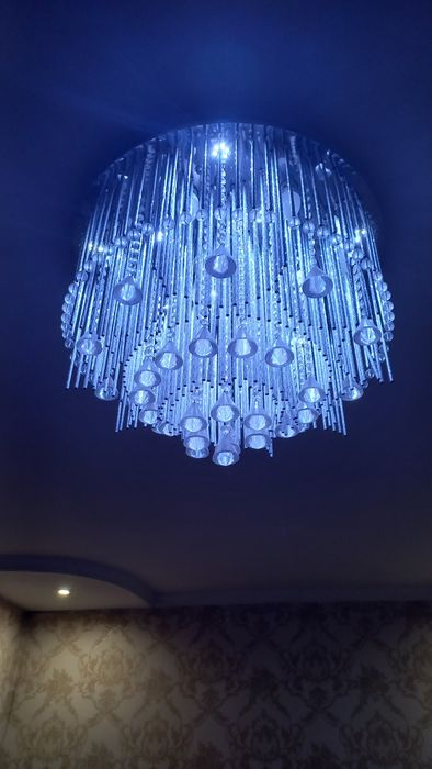 Люстра стеклянная