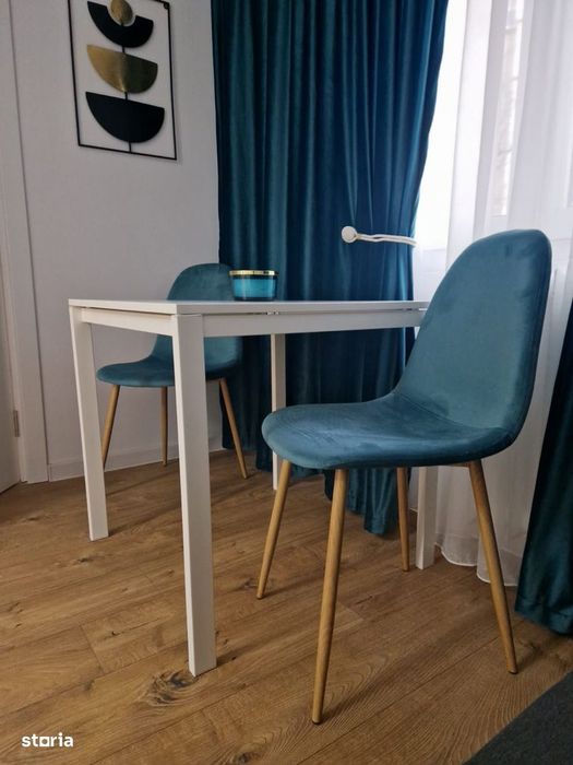 Titan parc metrou 2 minute stradal LUX