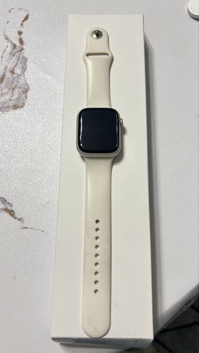Продам Apple Watch Series 7