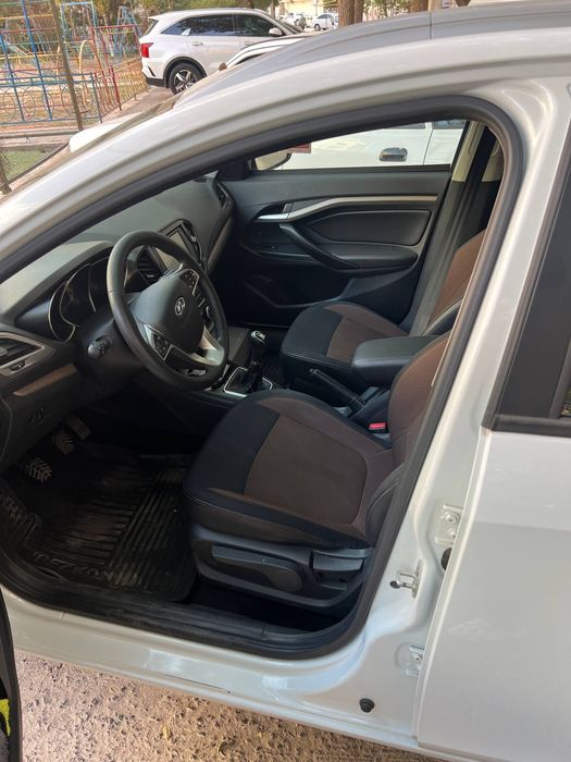 Lada Vesta 2019 — 2