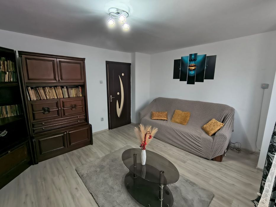 Apartament spre inchiriere