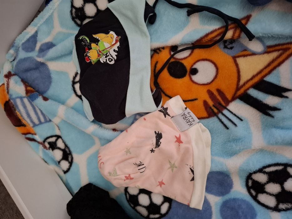 Продам детскую обувь и одежду