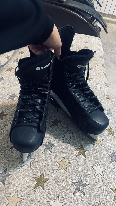 продам конькииии