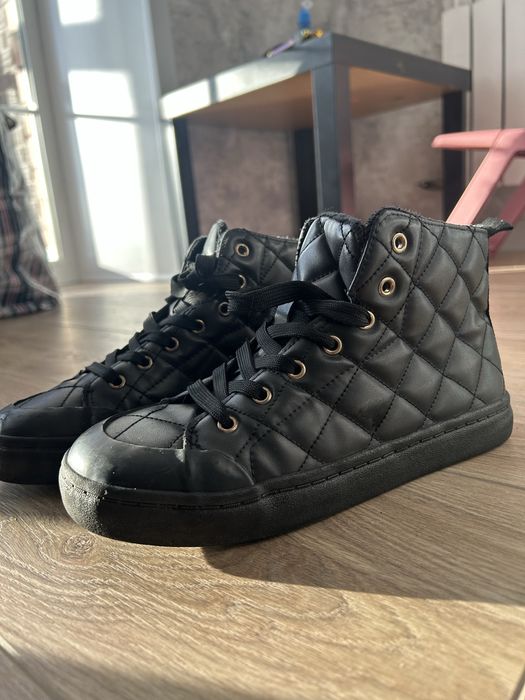 Ботинки (весная) фирма H&M