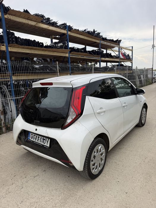 Toyota Aygo 2021 1.0 Benzina 130.000 KM usor avariat /avariate / lovit / lovite