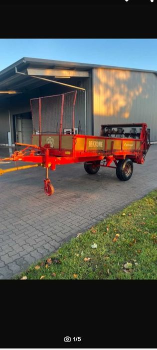 Vand remorcă krone de imprastiat gunoi 5,7t