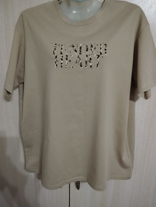 Продам футболку размер 52-54 все в хорошем состоянии