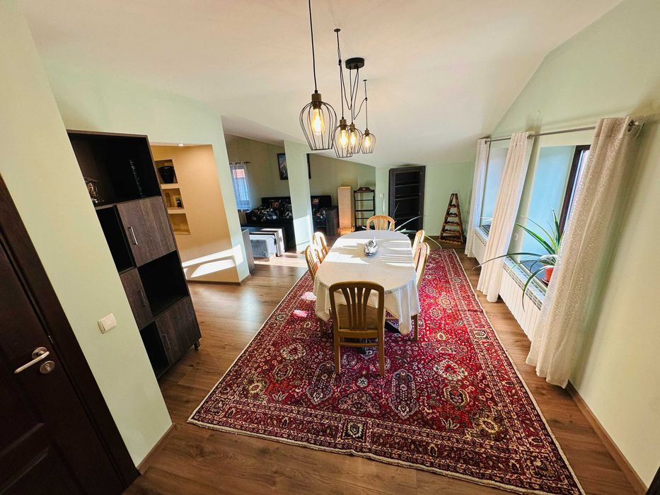 Дава се под наем Етаж от къща в Банско - 90 кв.м за 800 € - Снимка #2