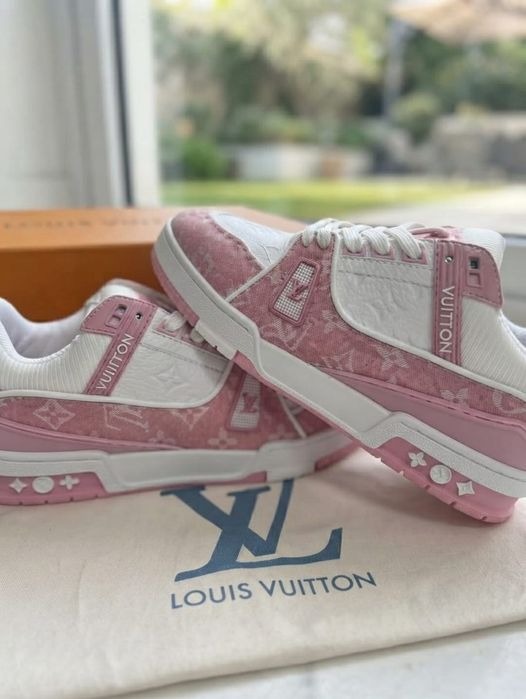 Adidasi LV Trainers Roz - Sneakersi Fete Premium - Full Box