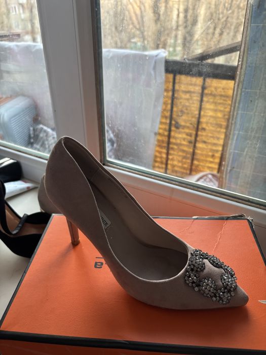 Туфли барлығы бағасы 5000