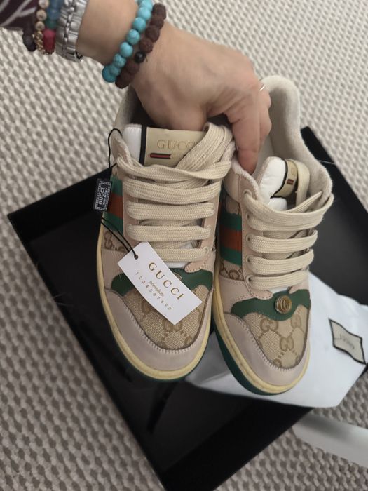 Adidasi model viral