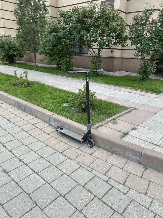 Трюковой самокат Лимит / Limit