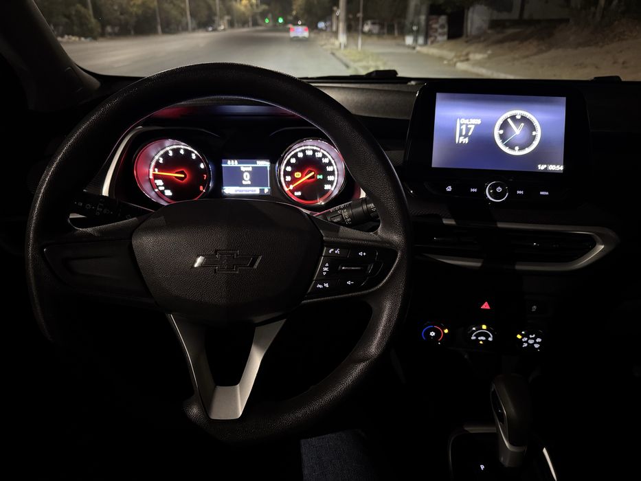 Tracker 325t redline