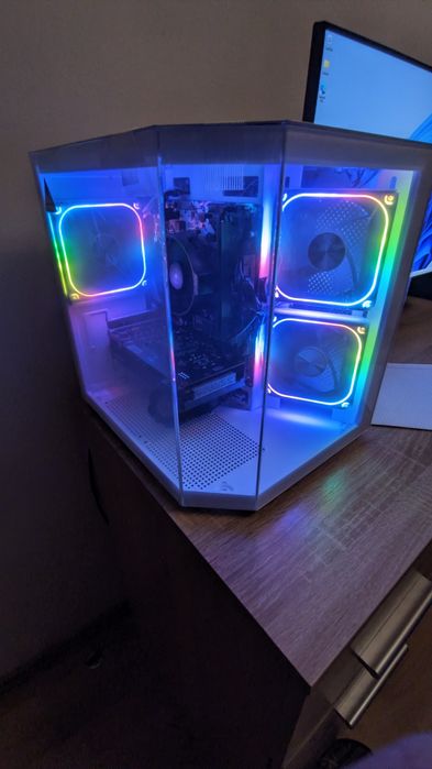 Asamblare/mentenanțe-calculatoare laptopuri si console.