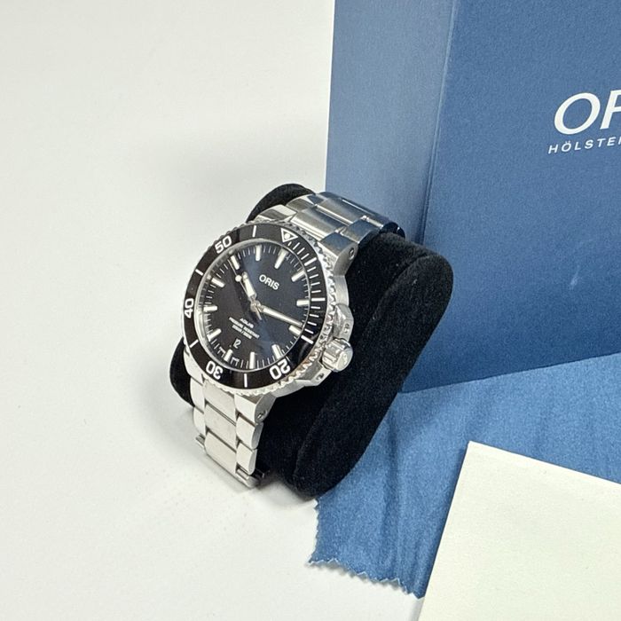 ORIS Aquis Date 43mm 733 7730