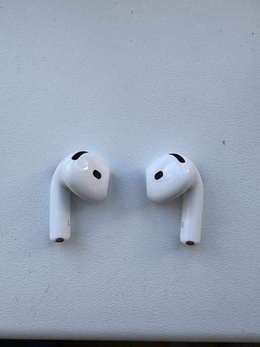 air pods 4