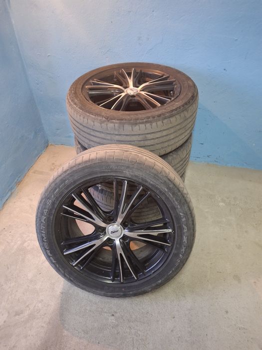 Продам диски с резиной