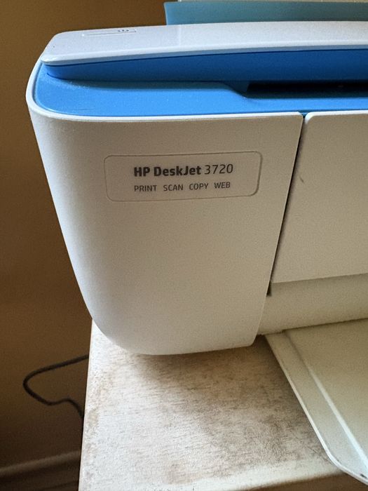 HP 3720 принтер и скенер в едно