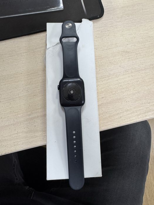 Apple Watch SE (Gen 2) 44 mm GPS