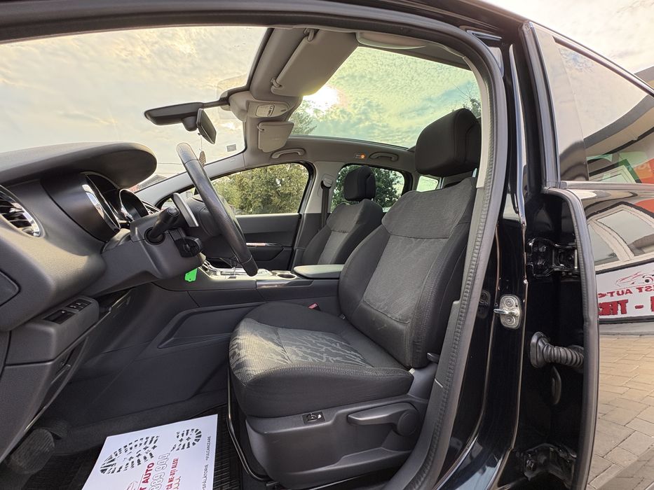 Peugeot 3008 1.6 hdi an 2011  automat