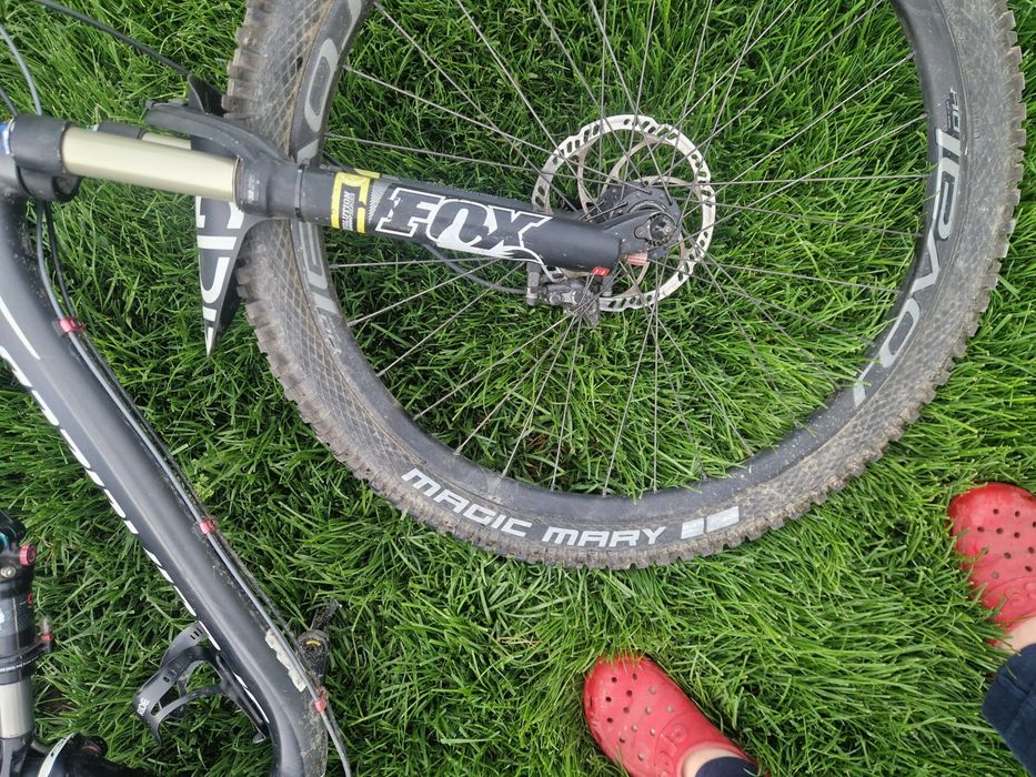 Bicicleta full suspension Specialized Stumpjumper FSR ,din aluminiu M5 -27,5