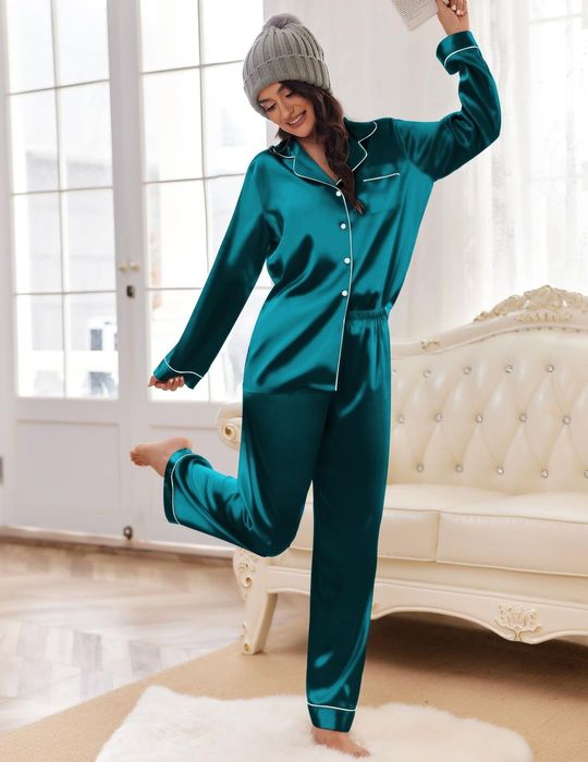 Pijama satin, pantaloni lungi, bluză cu mâneci lungi, mărimea L