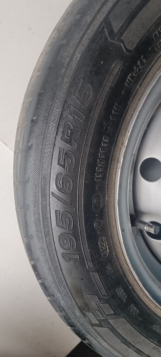 Автошина 196/65 R15