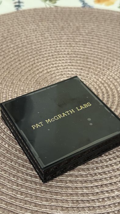 Paleta de machiaj Divine Rose Luxe Quad Eternal Eden