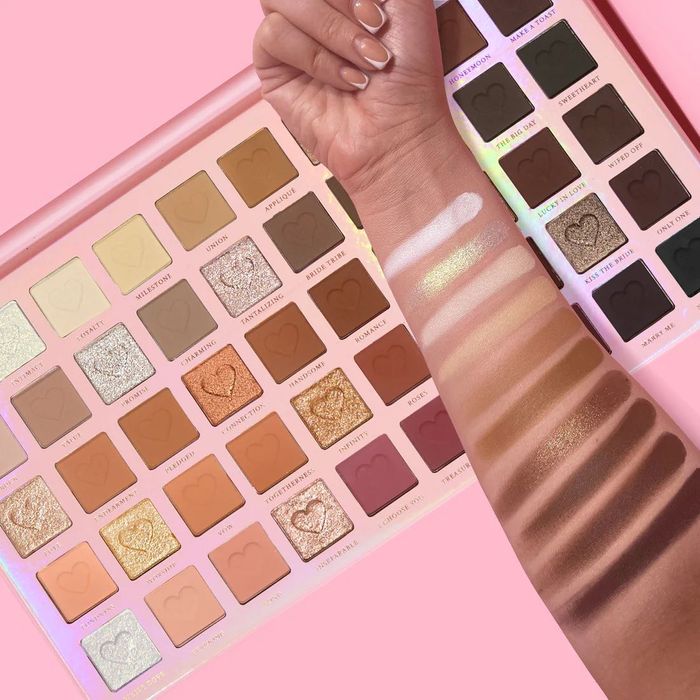 Палитра със сенки на plouise