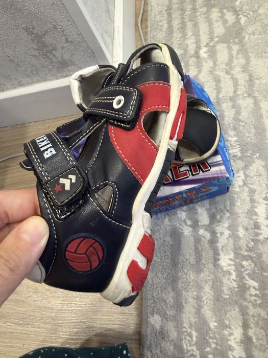 Сандалии для мальчика