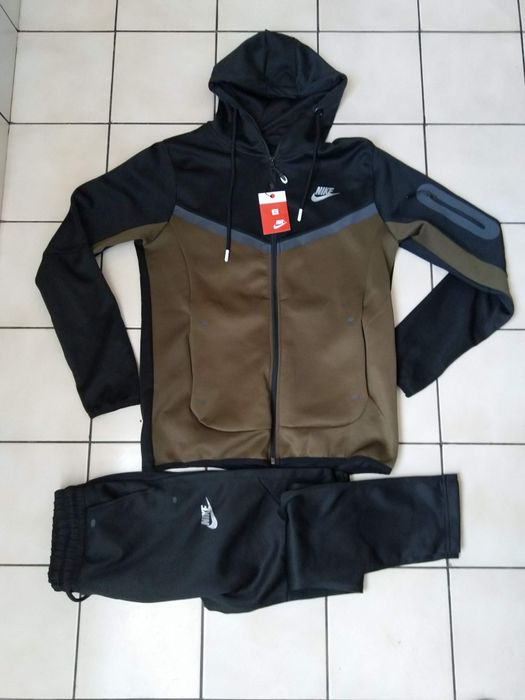 Екипи от полиамид САМО РАЗМЕРИ S и М