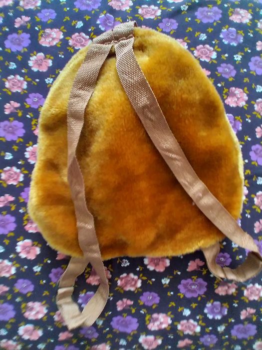 Рюкзак детский,плюшевый