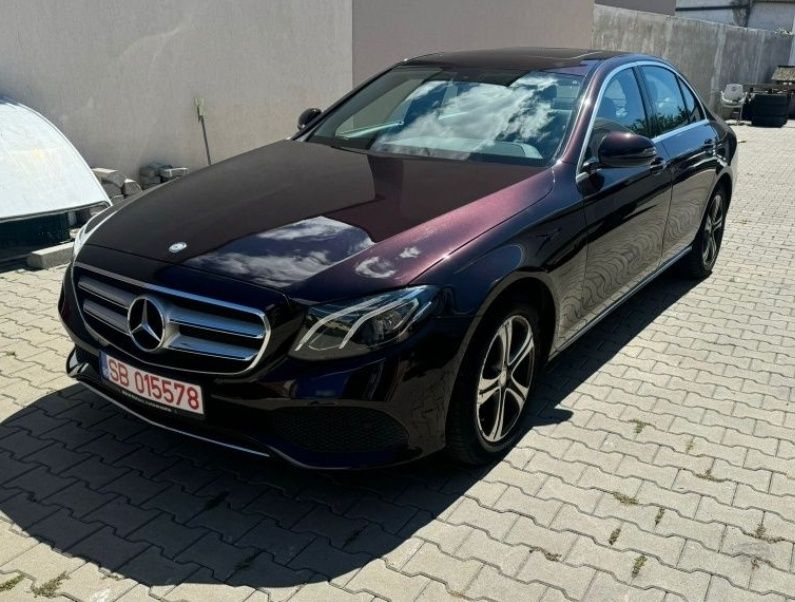 In Sibiu inchiriez Mercedes E200, Mercedes Vito, Bolt - Uber - Black Cab