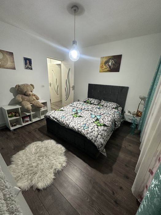 Inchiriez apartament 2 camere
