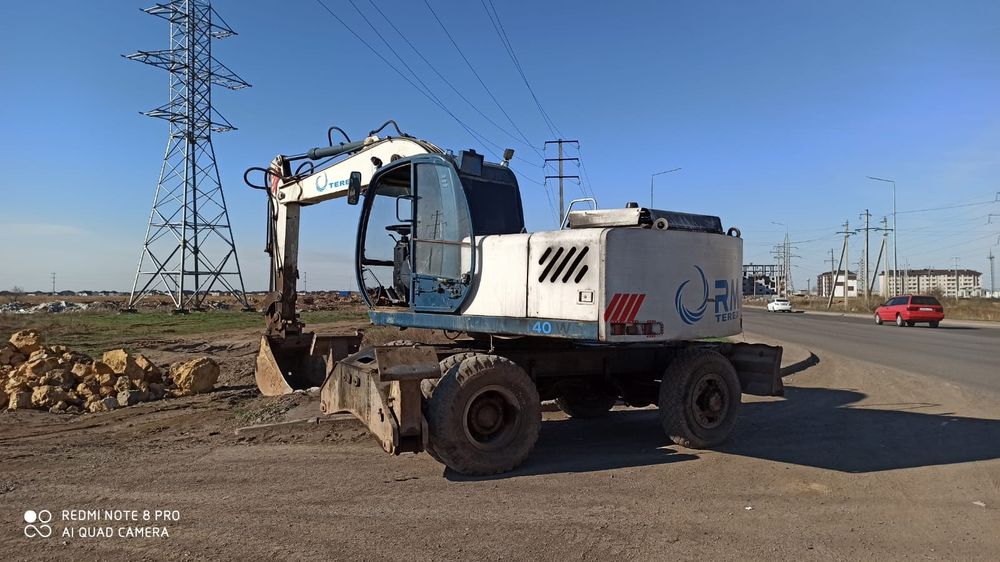 Продам экскаватор