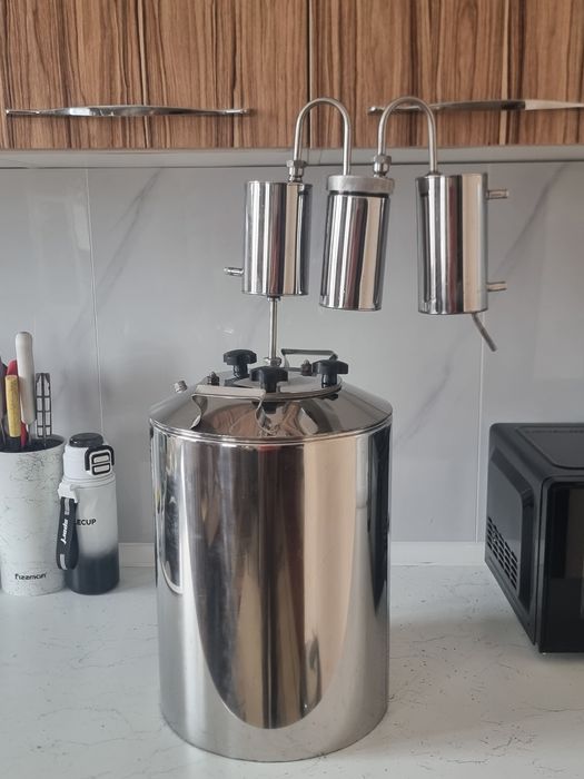 Продам дистилятор