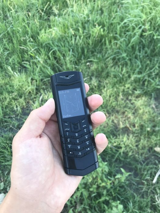 Vertu sotiladi 250 ming