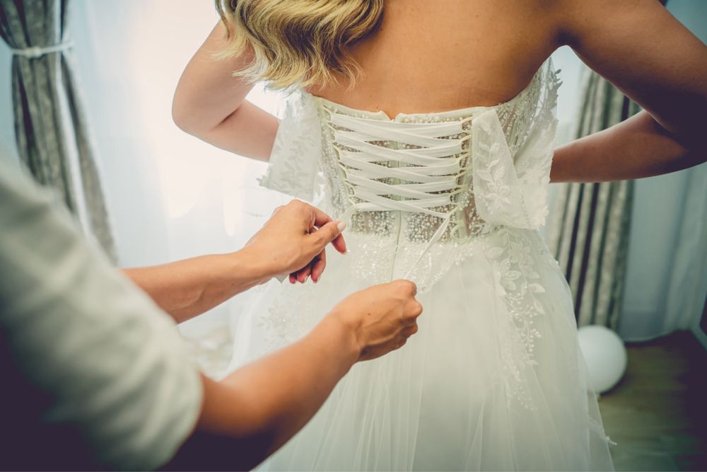 Vand rochie de mireasa