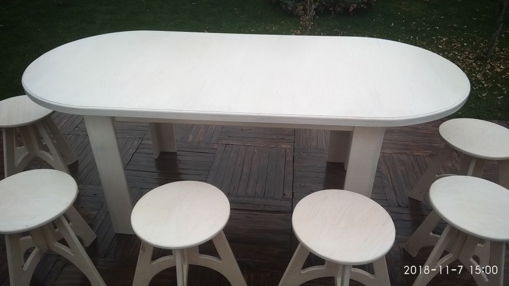 Продам табуретки.