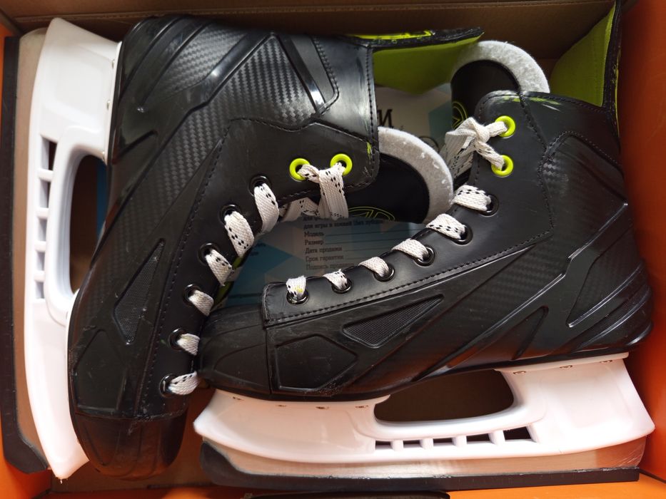 Продаётся коньки
