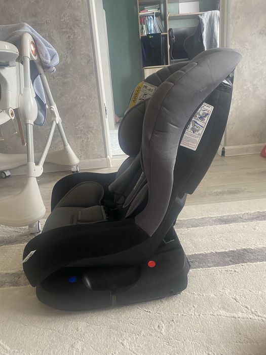 Продаю Автокресло